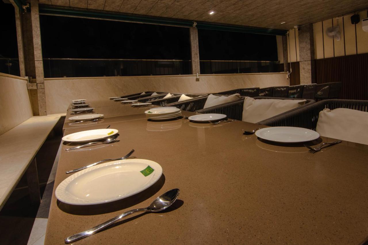 Hotel Bay Laurel Retreat Faridabad Eksteriør bilde