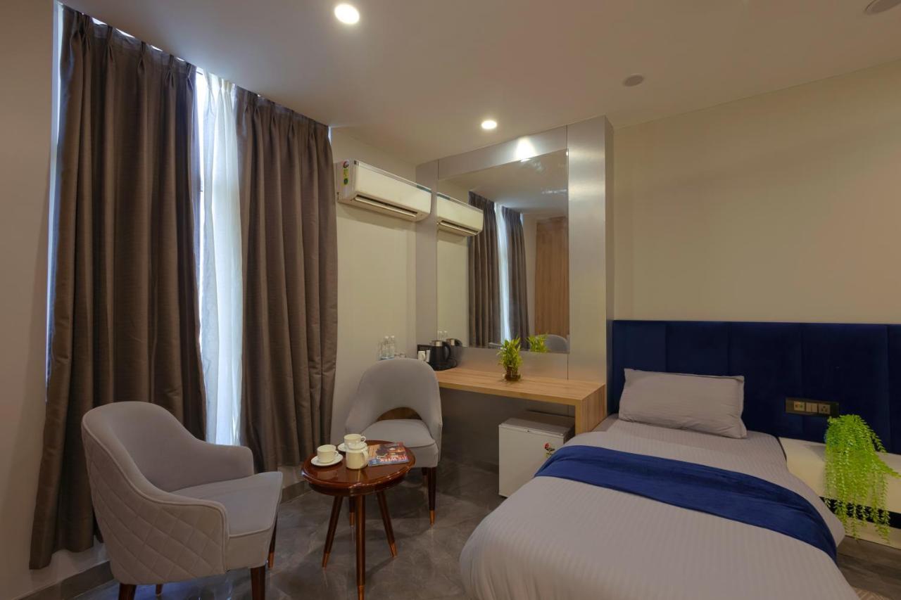 Hotel Bay Laurel Retreat Faridabad Eksteriør bilde