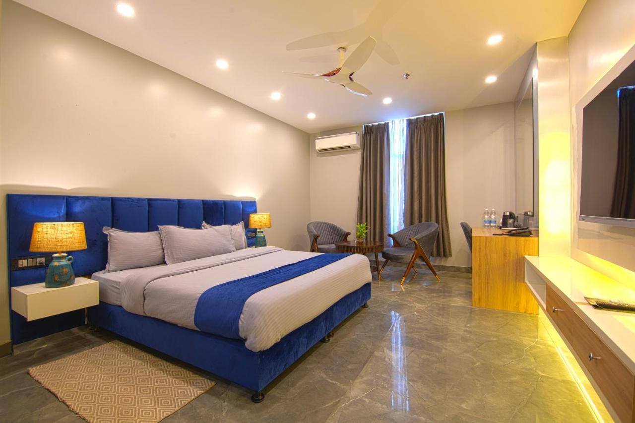 Hotel Bay Laurel Retreat Faridabad Eksteriør bilde